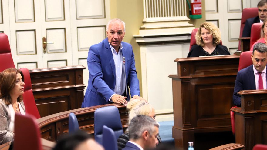 Nueva Canarias pide al Estado la condonación de 4.200 millones de euros de deuda al Archipiélago