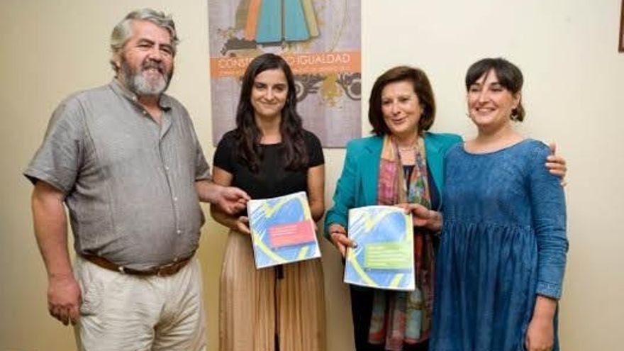 El IAM lanza una guía para que las familias andaluzas sepan detectar y actuar ante el maltrato machista en adolescentes.