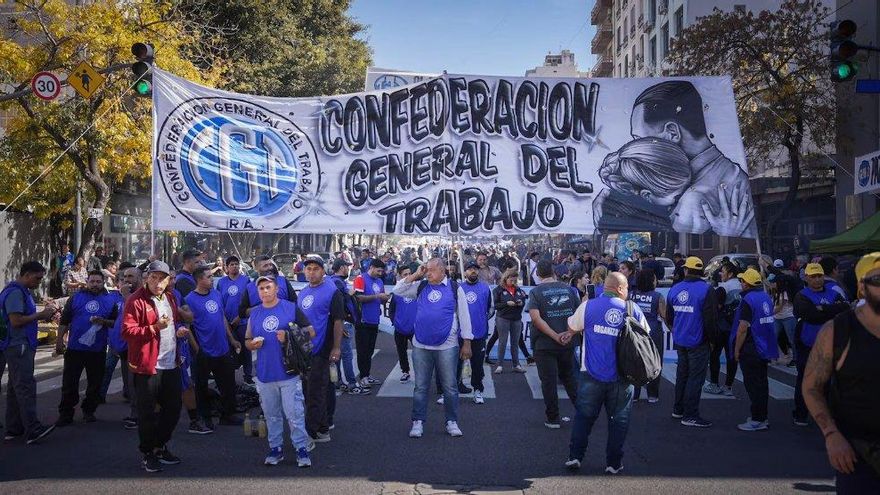 La CGT elige la calle para cuando el Senado vote la reforma laboral pero posterga el paro
