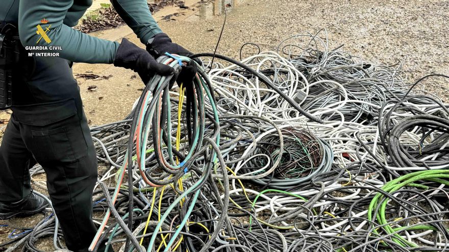 Detenido con 150 kilos de cable de cobre robado en el maletero de su vehículo