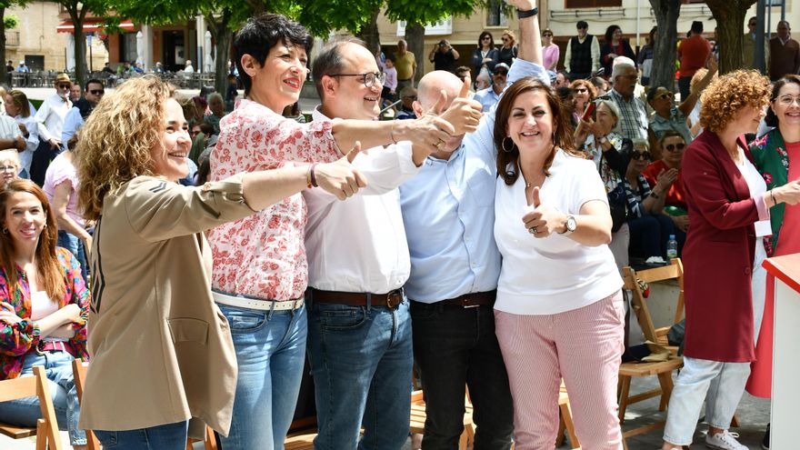 Elma Saiz pide en La Rioja "llenar las urnas de papeletas de socialdemocracia"