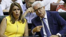 La presidenta de la junta de Andalucía, Susana Díaz y el vicepresidente, Manuel Jiménez Barrios