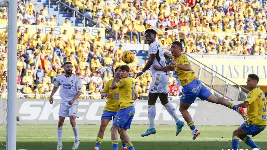 Las Palmas se adelanta pero acaba cayendo ante el Real Madrid