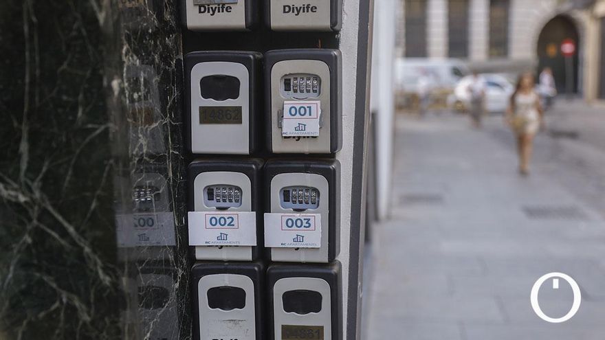 El Ayuntamiento de Córdoba y la Junta perseguirán coordinadamente los pisos turísticos que estén fuera de la legalidad