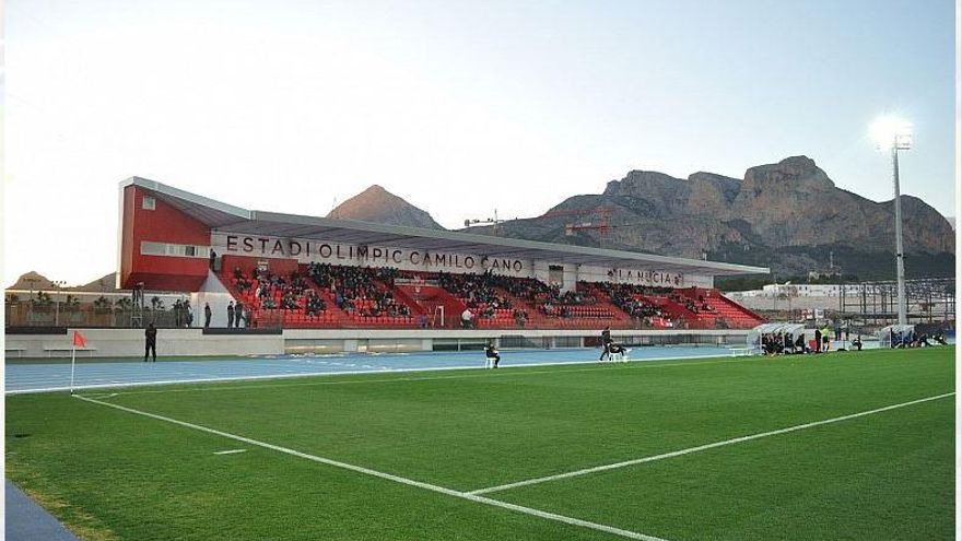 Un empresario británico acusa a un exconcejal de Deportes de La Nucía de estafa y falsedad en la disputa por la propiedad del club de fútbol