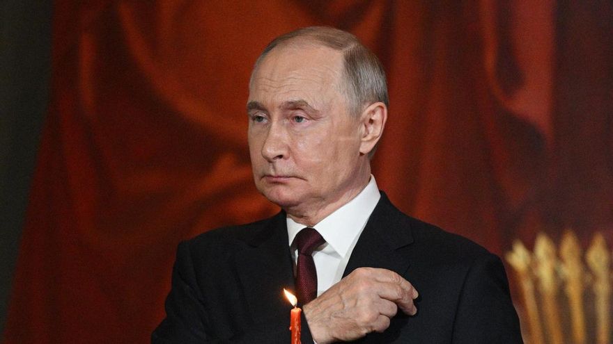 Putin y Zelenski se acusan mutuamente de violar la tregua de Pascua, mientras Trump no se da por aludido