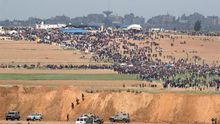 El ejército israelí mata a dieciséis palestinos en el inicio de las protestas de 'La Marcha del Retorno'