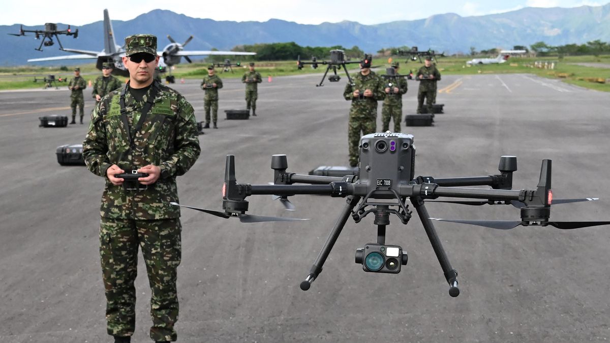Cómo los 'narcodrones' han transformado la guerra en Colombia: “Es un giro enorme"