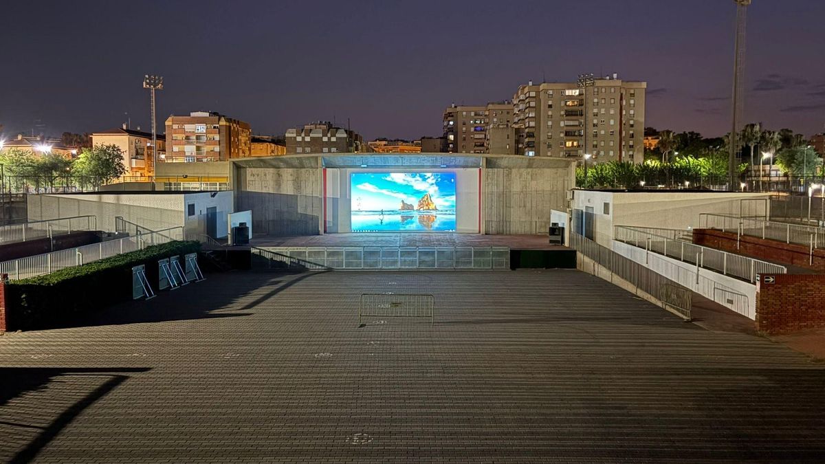 Imagen de las pruebas en el Auditorio Parque Fofó de 'Cine bajo las estrellas'