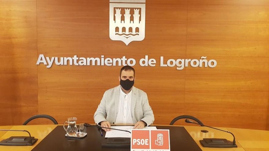 "El PP quiere que hagamos en un año lo que ellos no hicieron en ocho”