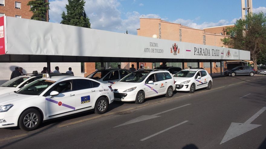 Los taxistas de Castilla-La Mancha tendrán una moratoria de tres años más para renovar vehículos destinados al transporte público