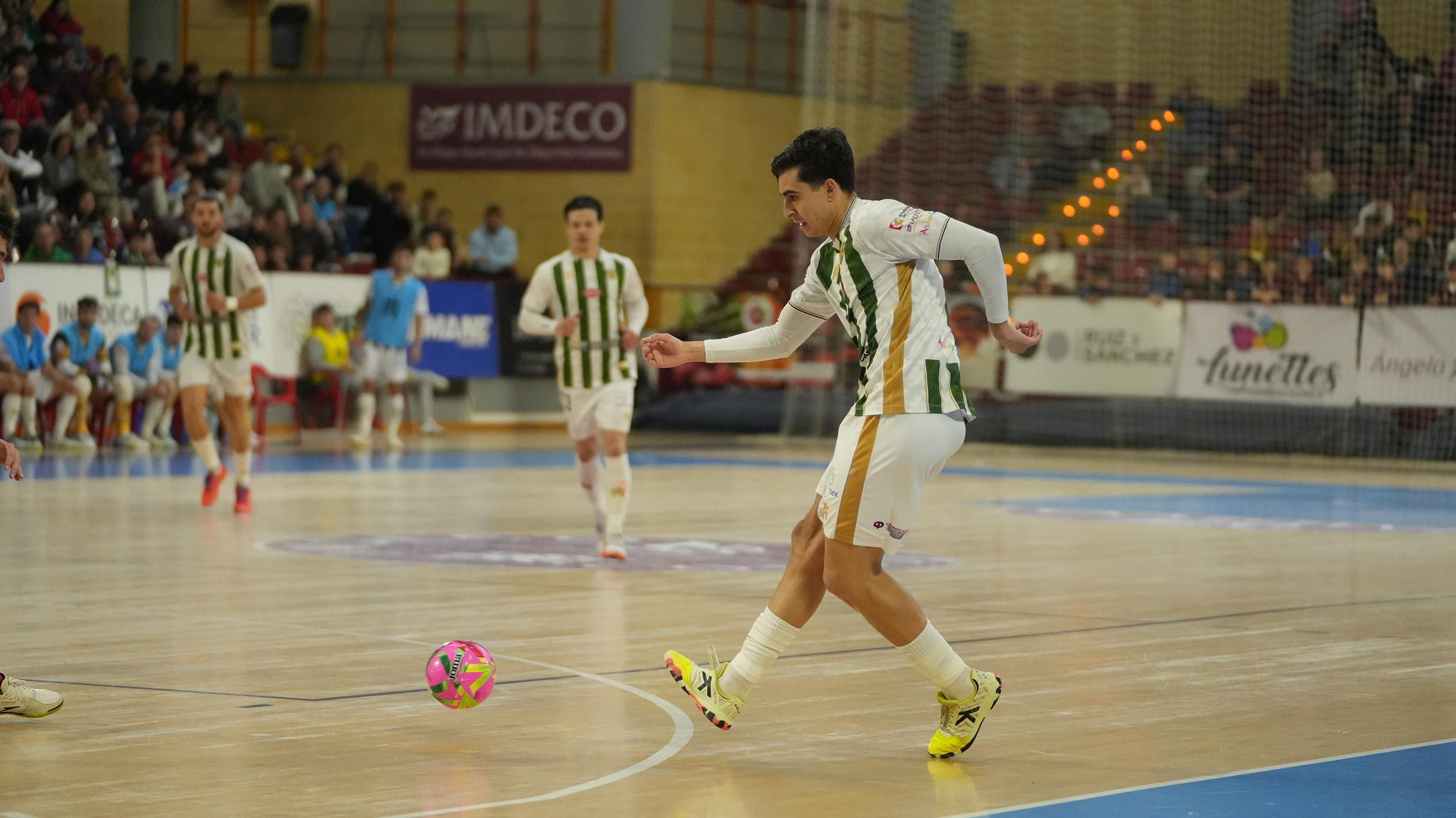 Las imágenes del Córdoba Patrimonio - ElPozo Murcia