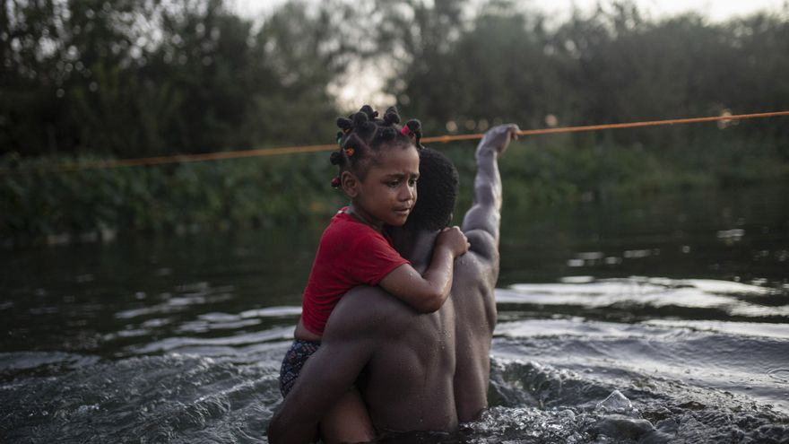 Migrantes que intentan llegar a EEUU, desesperanzados por el nuevo plan de Biden: "Son las mismas restricciones con otro nombre"