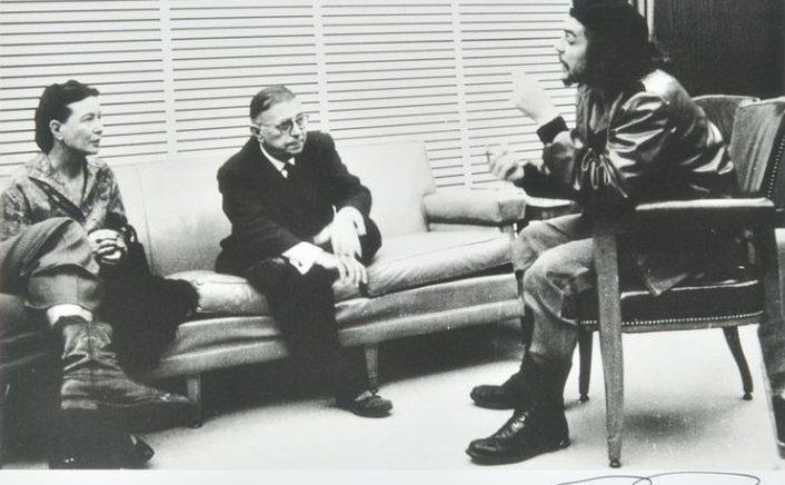 El Ché conversa con Sartre y Simone de Beauvoir en La Habana