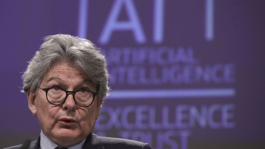 El comisario europeo de Mercado Interior e Industria, Thierry Breton, en una fotografía de archivo. EFE/EPA/OLIVIER HOSLET