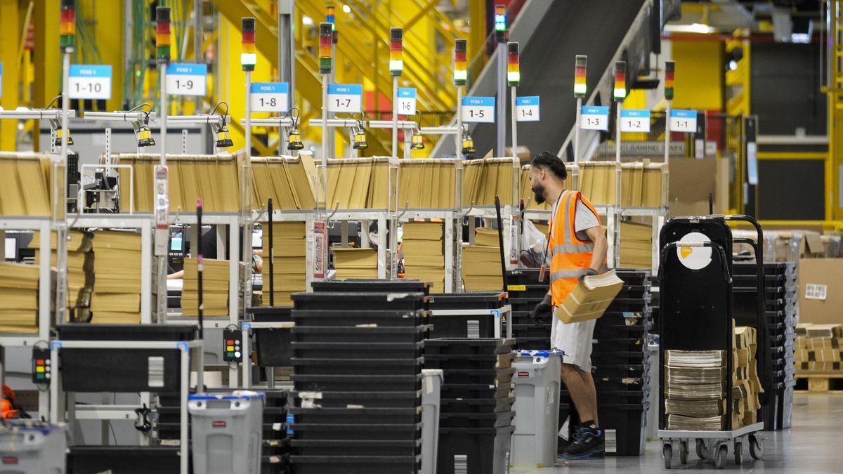 Las empresas deberán revelar a los trabajadores si usan algoritmos para fijar salarios, ascensos o despidos
