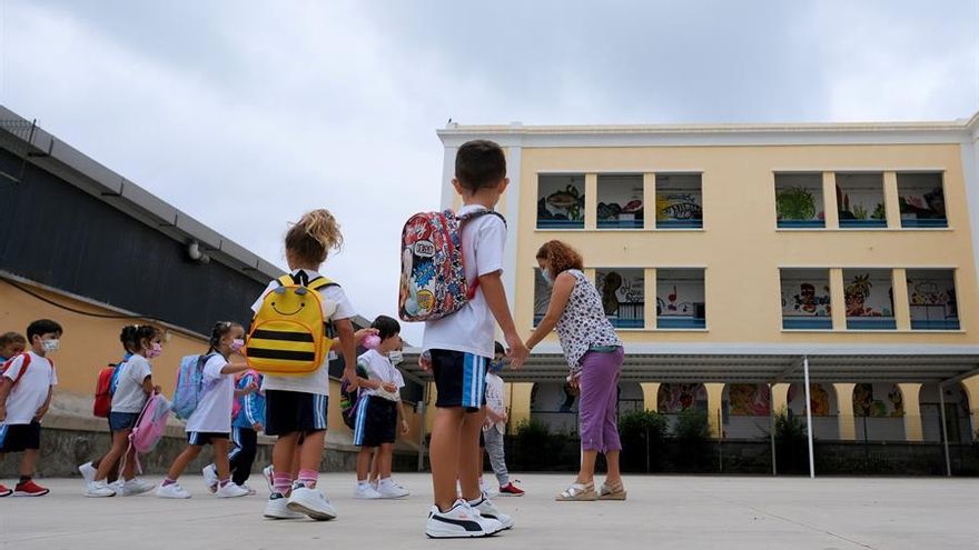 Cuarentena obligatoria para el alumnado que no se someta a PCR por falta de consentimiento familiar