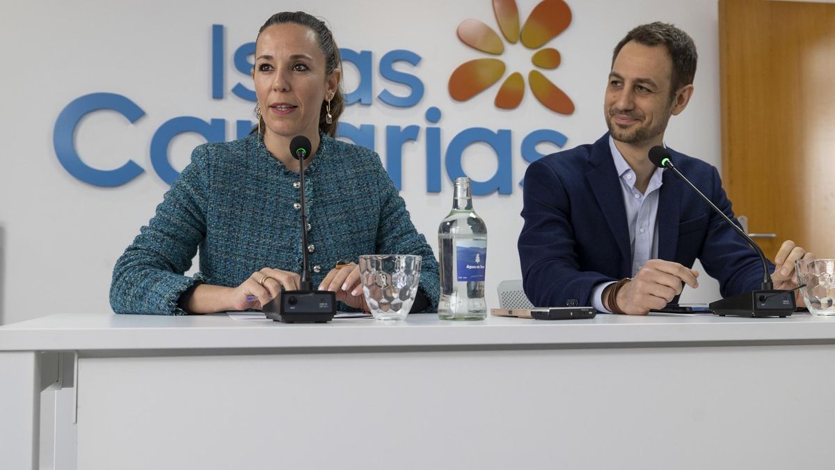 La consejera de Turismo del Gobierno de Canarias, Jéssica de León, junto al director general de Airbnb Marketing Services, Jaime Rodríguez.