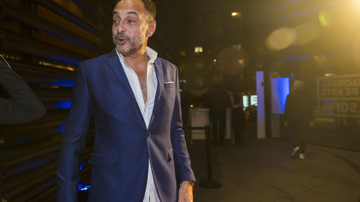 Roberto Vilar en la fiesta 25 aniversario verTele