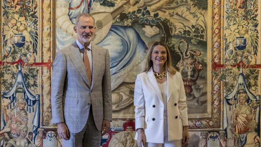 Prohens reivindica davant del rei la seva política d'habitatge i de "contenció" turística malgrat la creixent pressió sobre Balears