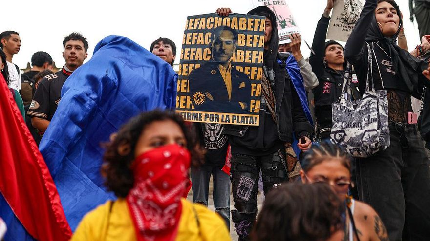 De la paz total fallida de Petro al militarismo de De la Espriella: qué pasará con los grupos armados en Colombia
