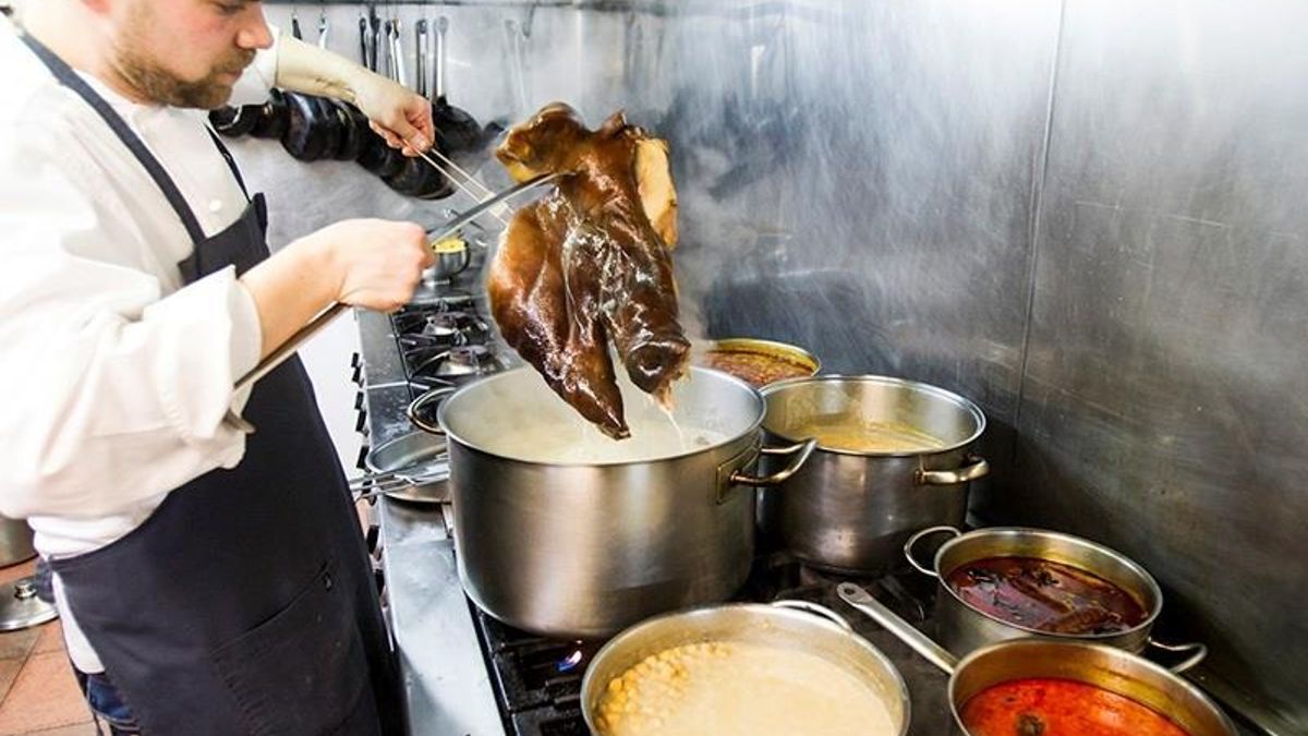 El cocido de Lalín, "lujo" culinario y motor turístico