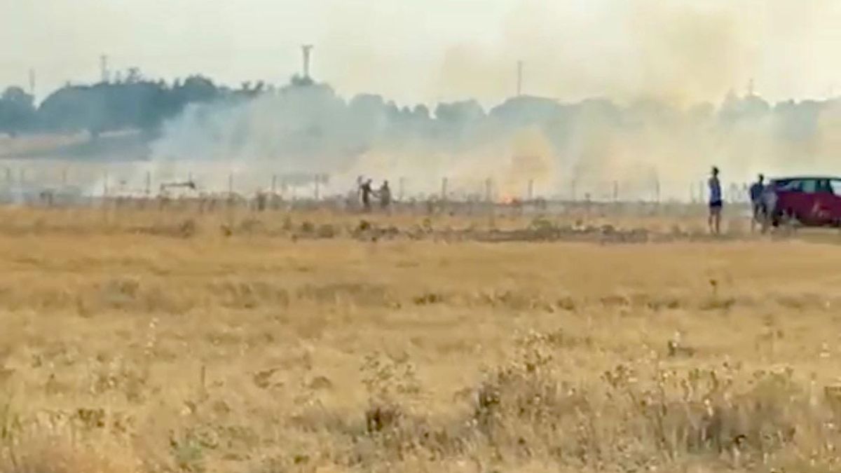 La Policía identifica a seis menores por un incendio durante el eclipse en Trobajo del Camino.