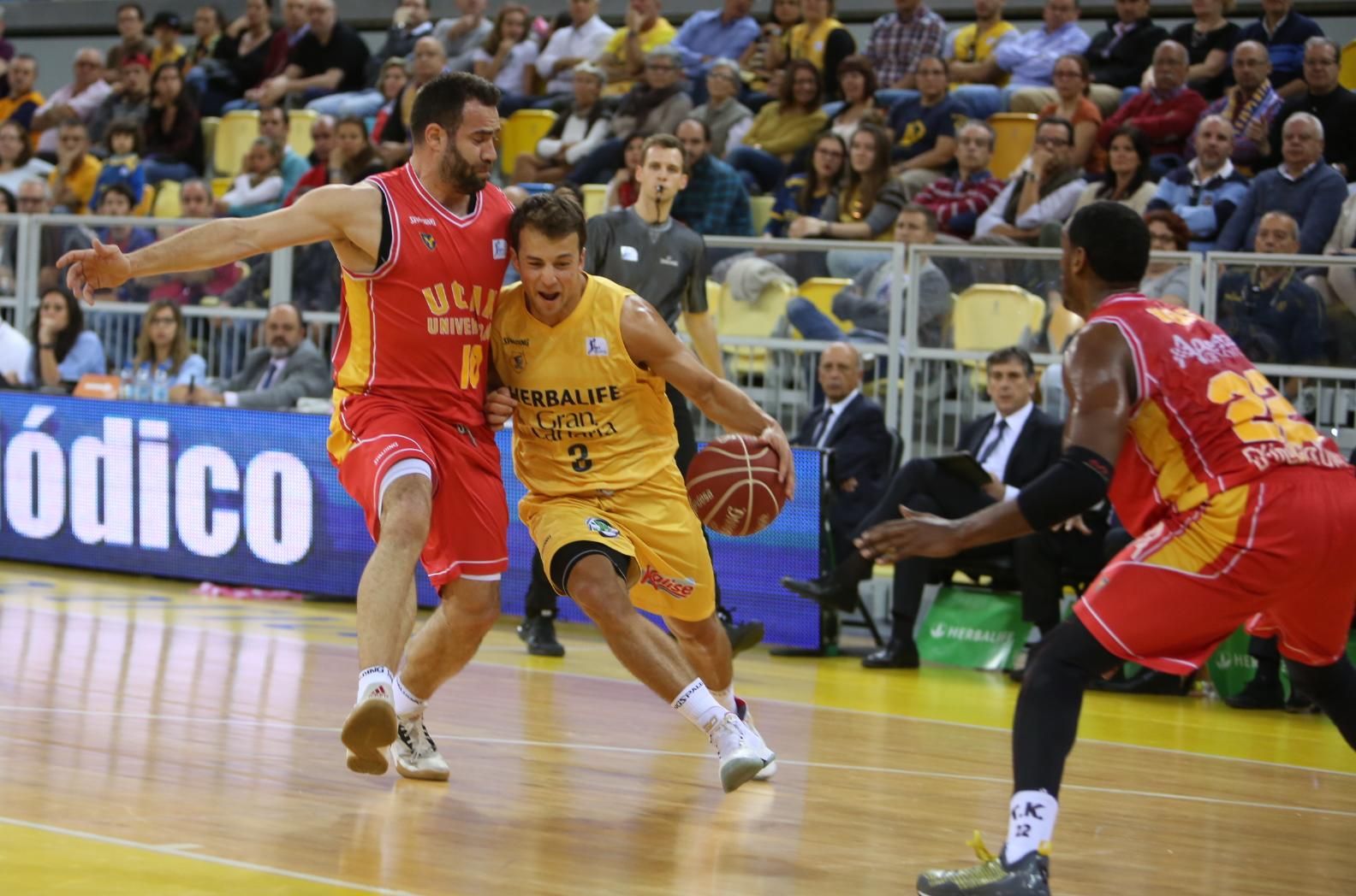 Imágenes del encuentro entre el Herbalife Gran Canaria y el UCAM Murcia en el Gran Canaria Arena. (Alejandro Ramos).