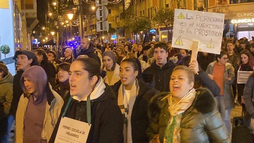 La manifestación del 25N en Logroño pone el foco en las menores tuteladas explotadas sexualmente