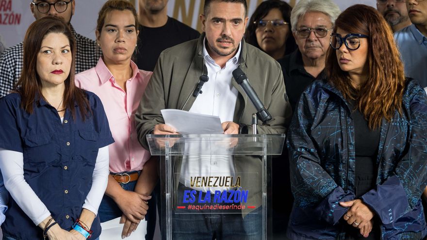 Opositores acusan al antichavismo mayoritario de "regalar espacios de poder" al Gobierno