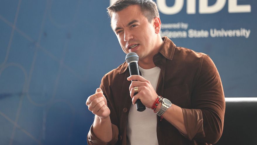 El presidente de Ecuador asistirá a la entronización del papa León XIV en el Vaticano