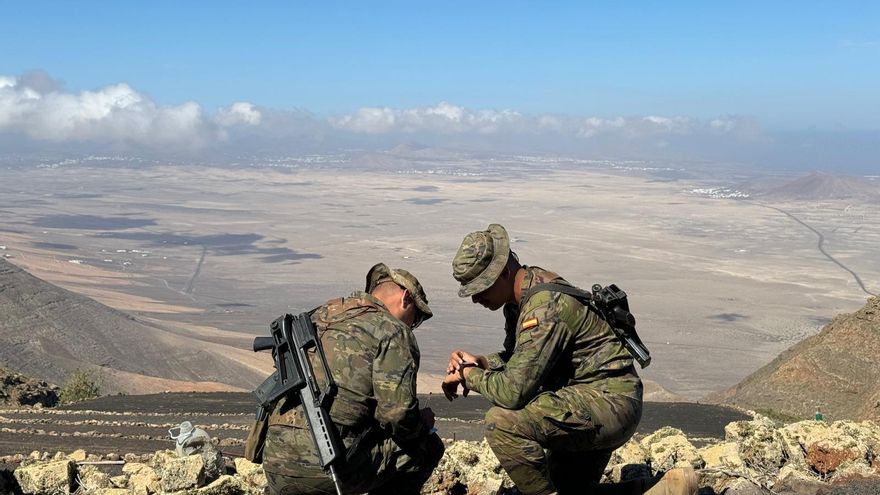 Unidades del Ejército de Tierra se despliegan en Lanzarote para realizar operaciones de vigilancia