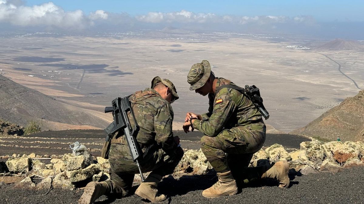 Unidades del Ejército de Tierra se despliegan en Lanzarote para realizar operaciones de vigilancia