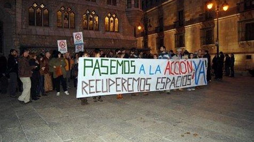 Pancarta 13N.