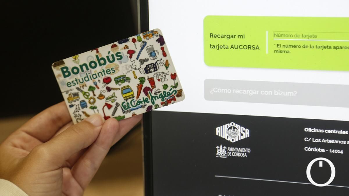 Aucorsa adjudica por casi un millón de euros la instalación de 100 nuevos puntos de recarga de bonobús