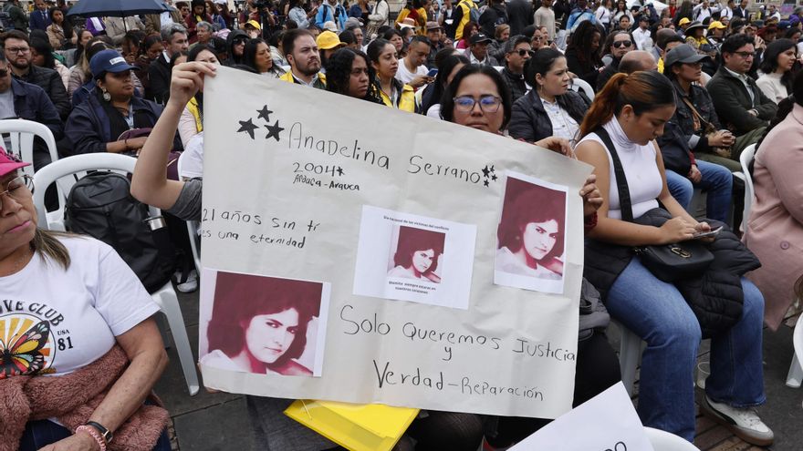 La Defensoría del Pueblo pide al Gobierno de Petro acciones para no olvidar a víctimas