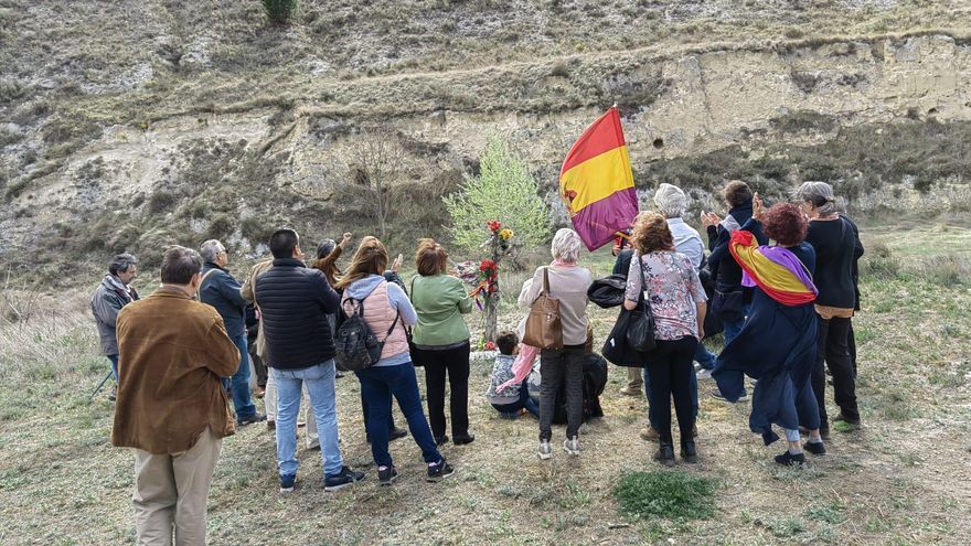Un momento de reivindicación en el barranco de la Bartolina.