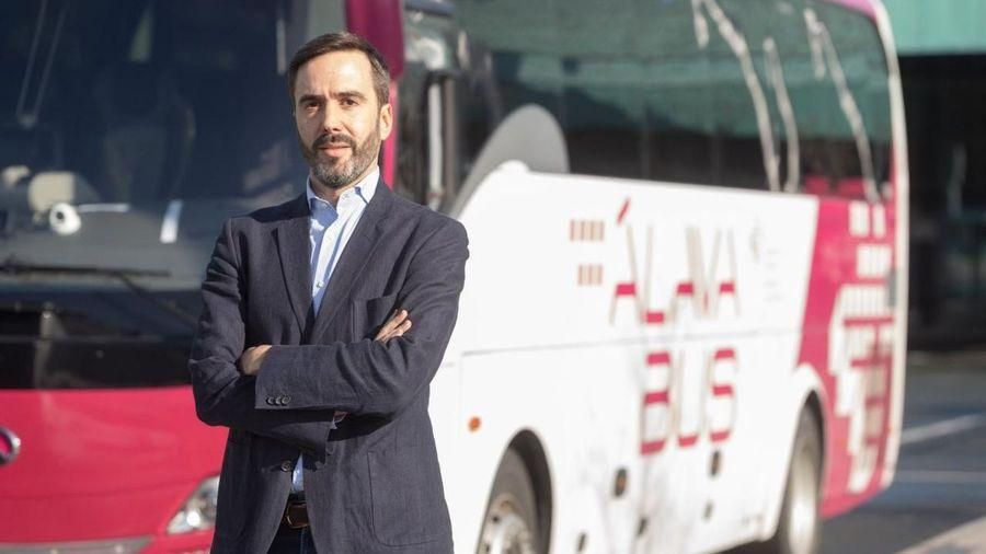 11. Javier Hurtado Domínguez - Turismo, Comercio y Consumo