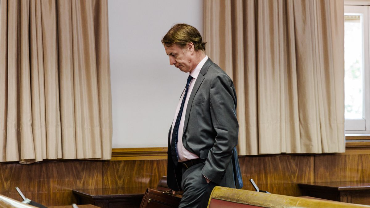 La Guardia Civil eleva a 250.000 euros la presunta comisión del expresidente de la SEPI por el rescate de Tubos Reunidos