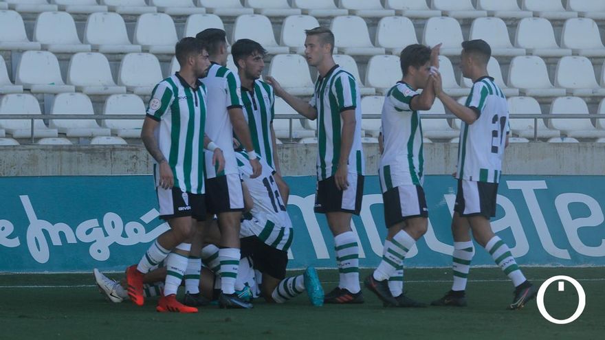 Partido disputado entre el Córdoba CF 'B' y el Ciudad de Lucena