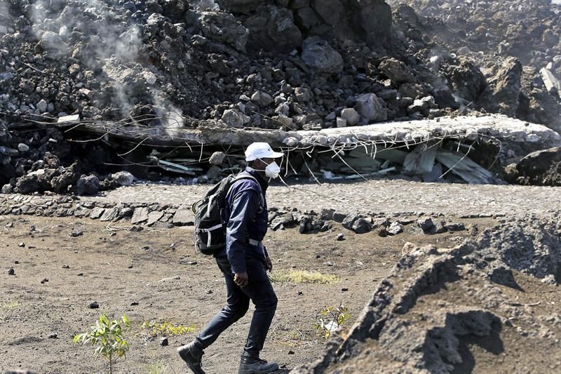 Erupción en la isla de Fogo, en Cabo Verde | EFE/JOÃO RELVAS
