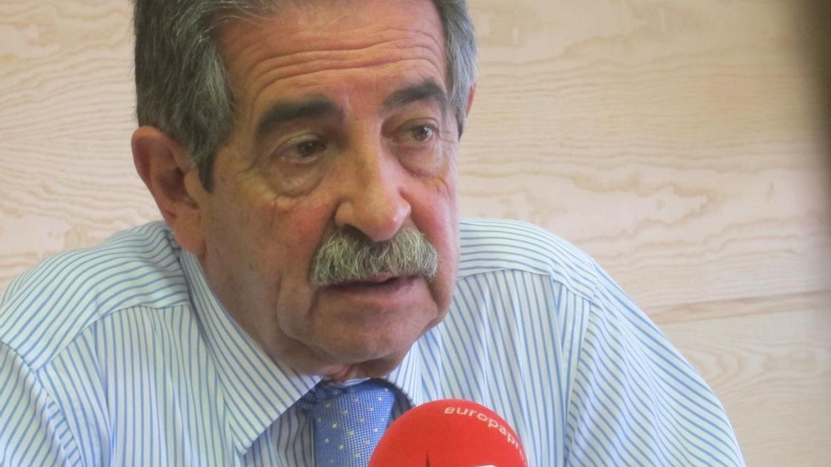 Revilla siente una "gran alegría" por el archivo del sondeo 'Luena profundo-1'