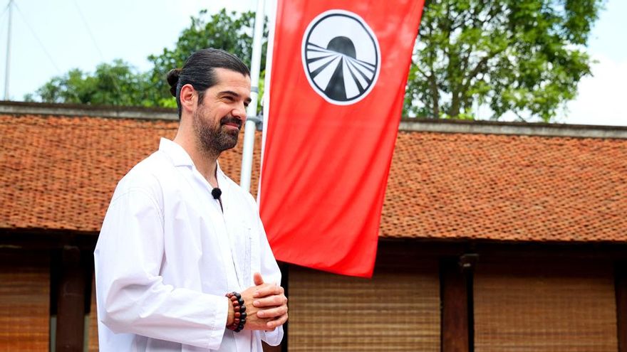 Miguel Ángel Muñoz arranca 'Pekín Express' en Max: "No quiero elegir si solo quiero interpretar o presentar"