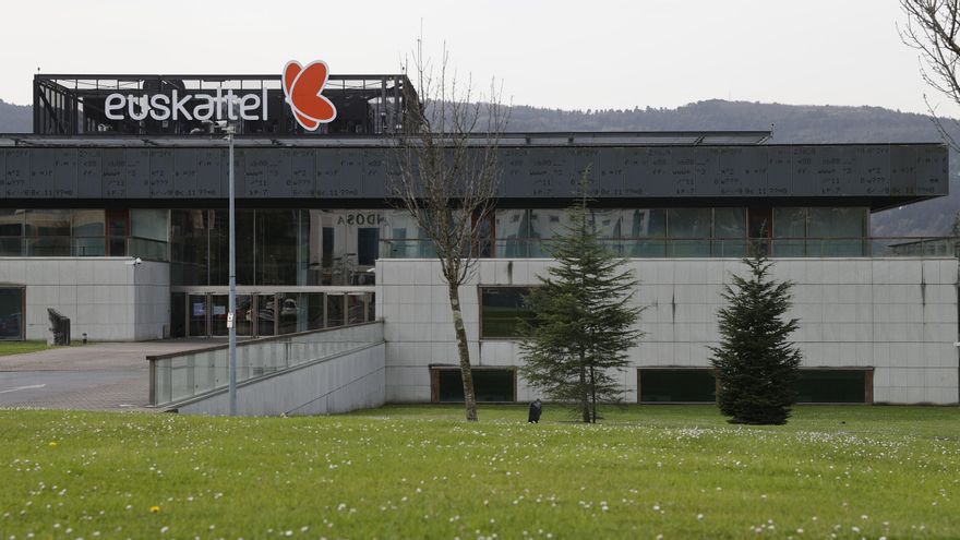 Sede central de la compañía de telecomunicaciones Euskaltelaia. EFE/LUIS TEJIDO/Archivo