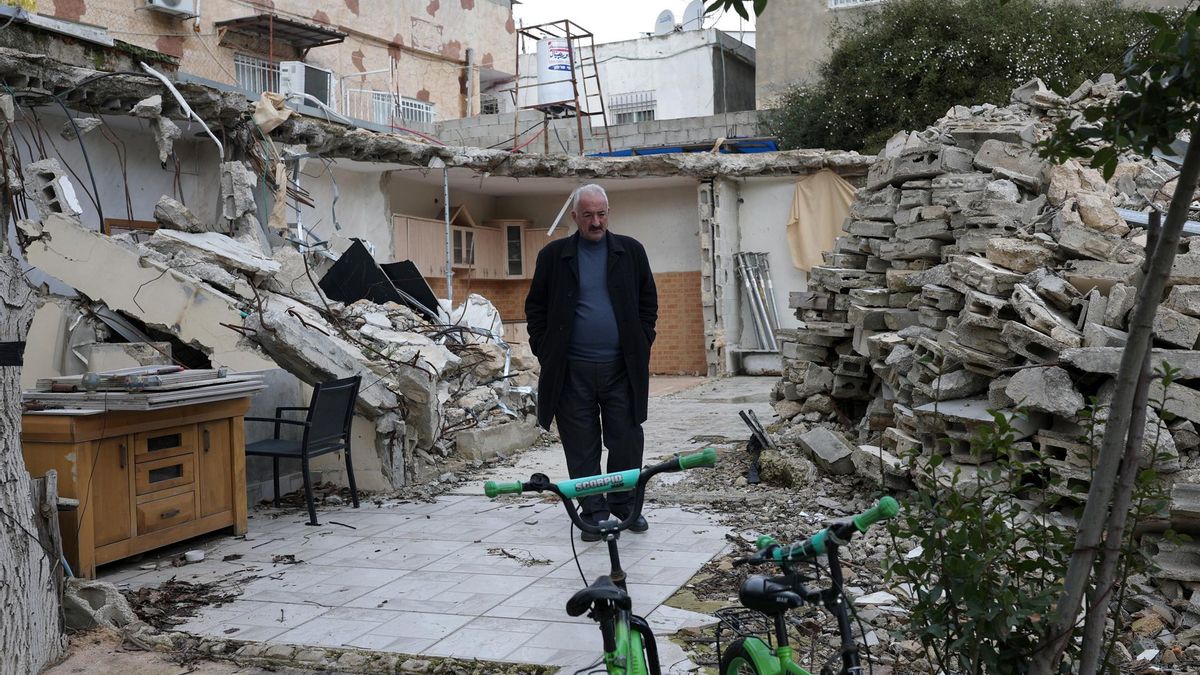 La casa familiar de Fakhri Abu Diab fue demolida en 2024 y, ahora, se enfrenta a una nueva orden de demolición.