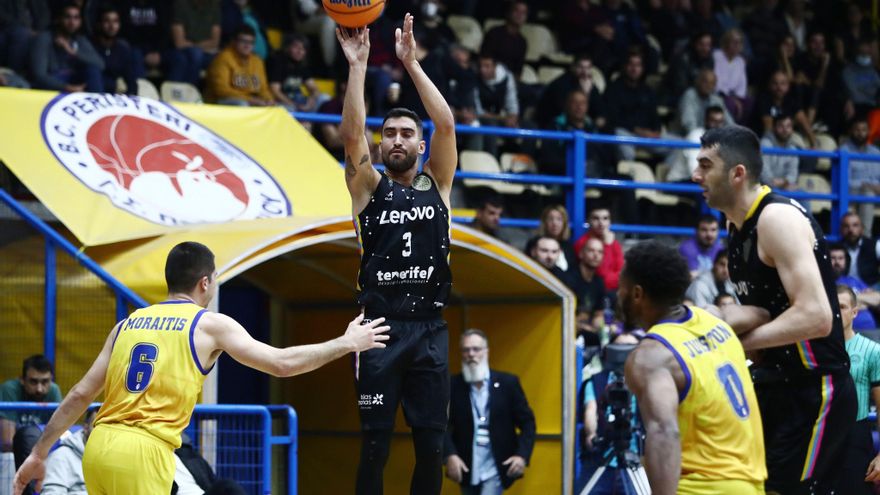 Una mala primera mitad condena al Lenovo en Atenas