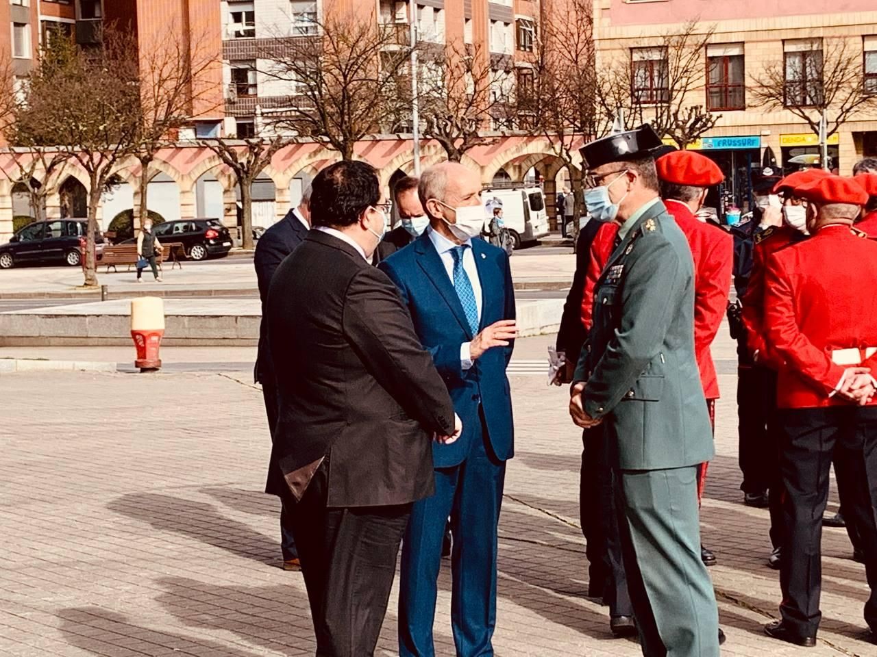 El cuadragésimo aniversario de la Ertzaintza, en imágenes