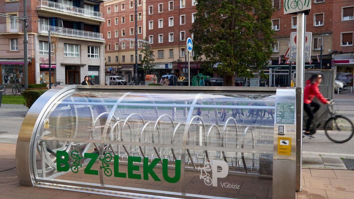 Vitoria estrenará un sistema de alquiler de bicicletas eléctricas con 80 unidades y doce puntos de recarga