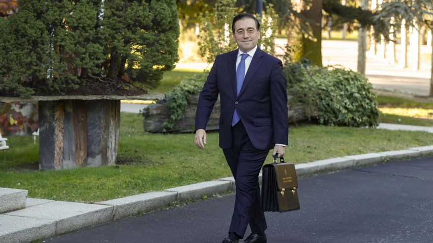 Exteriores rompe el techo de cristal de la diplomacia y designa a dos mujeres como embajadoras en Washington y Pekín