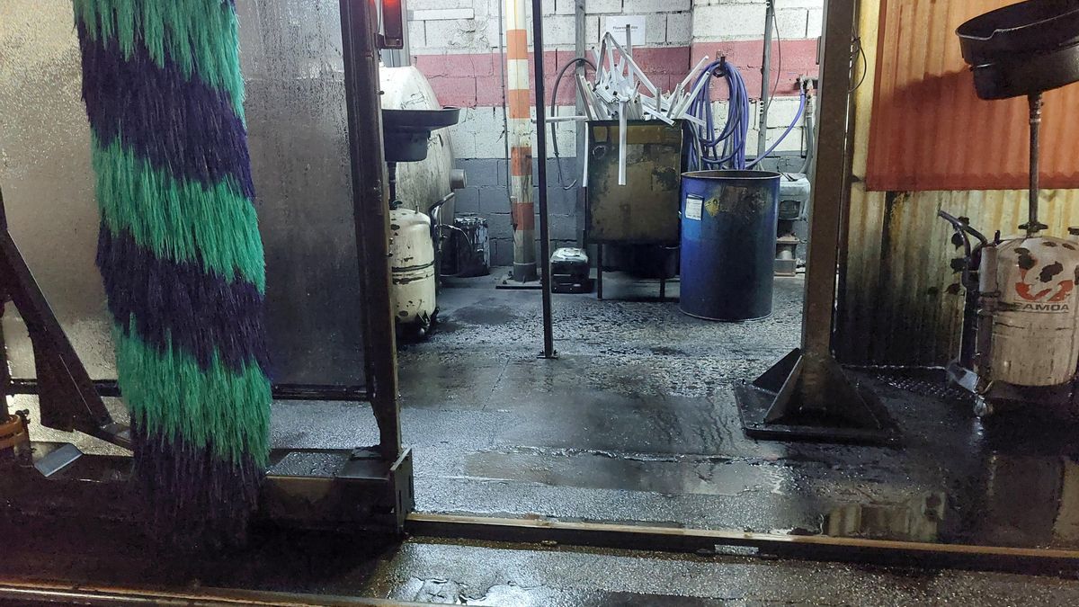 Trabajadores de Bilbobus denuncian que "gases tóxicos" salen de la máquina de lavado y les "irritan ojos y garganta"